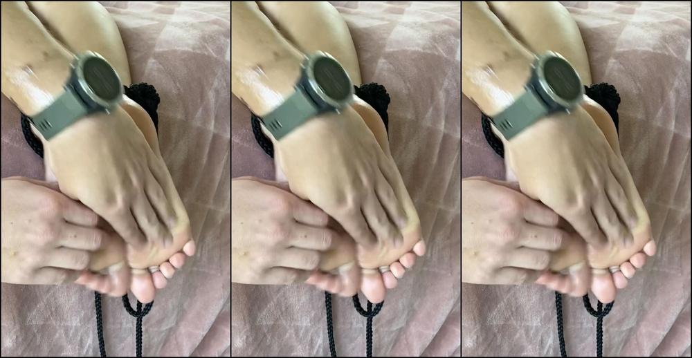 Myposedtoesvip Minutes Of Bound Tickle Time Would You Want To Tickle Or Fuck My Feet