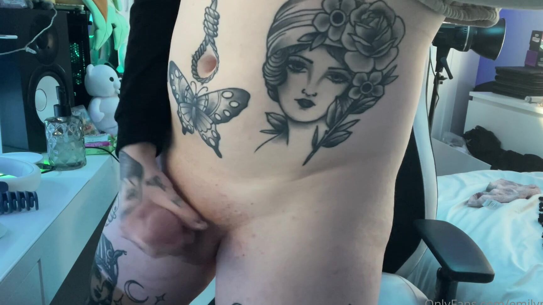 Emilypiexo Do U Think U Could Make Me Cum