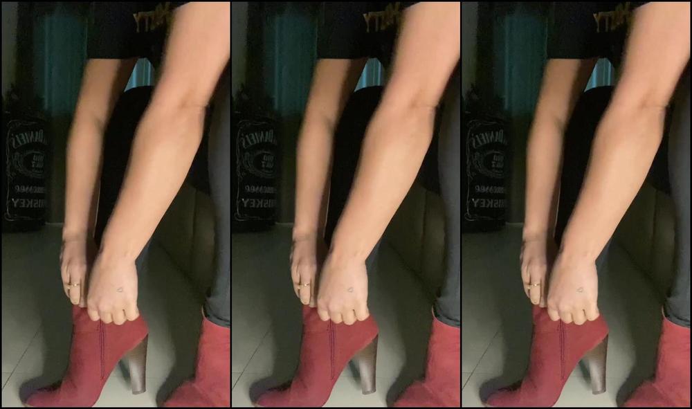 Vickbar 2151426624 07 02 2021 I Just Got Home After A Day At Work Wearing Nylons And Boots