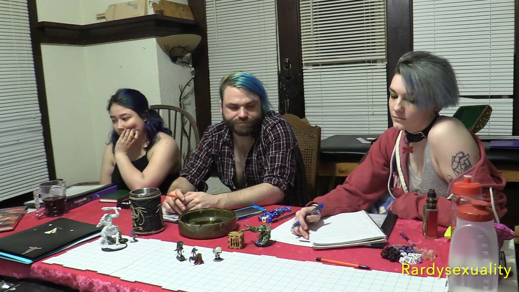 "Rardysexuality" 18 & 19 yrs old, games, geek, role play, sexy gamer Sunday DnD Game 21 2 manyvids