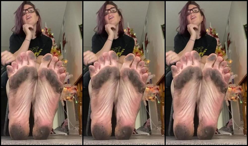 Summer Solesis Nicknamed Summer Solesis Onlyfans Have You Been Naughty This Year