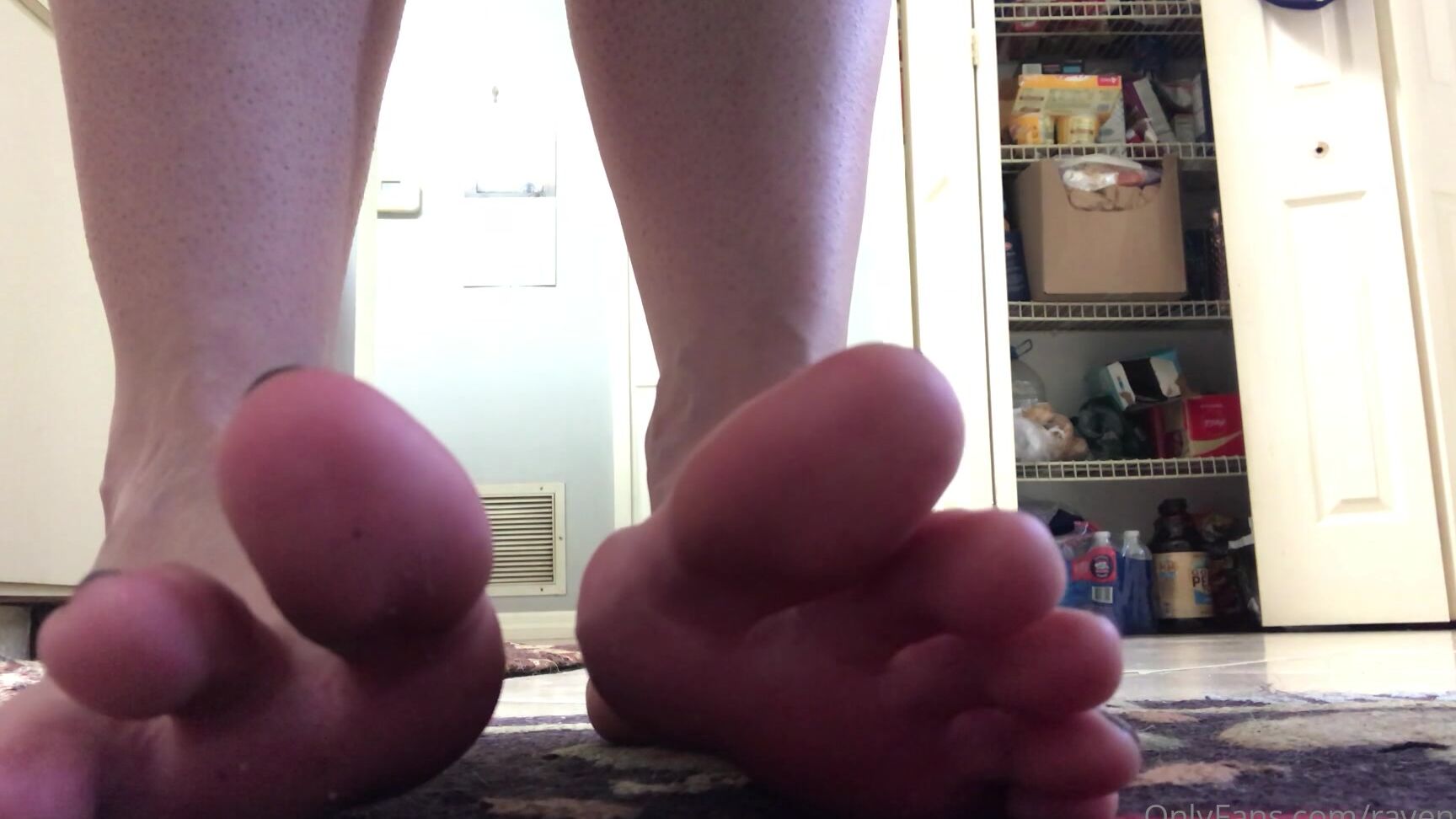 Ravensiryn Different View Making Lunch