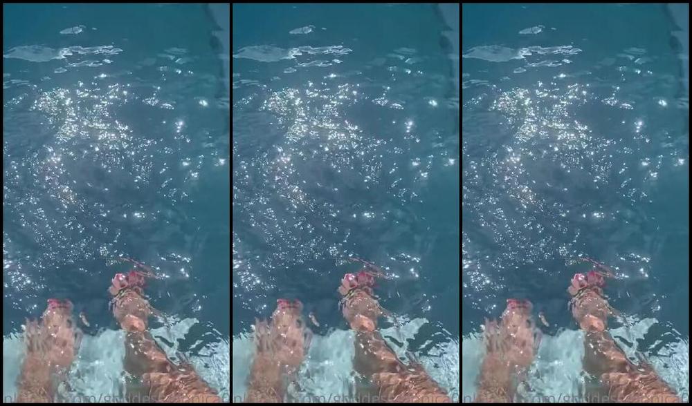 Goddessmonica00W Onlyfans Pool Red Pedi Feetp