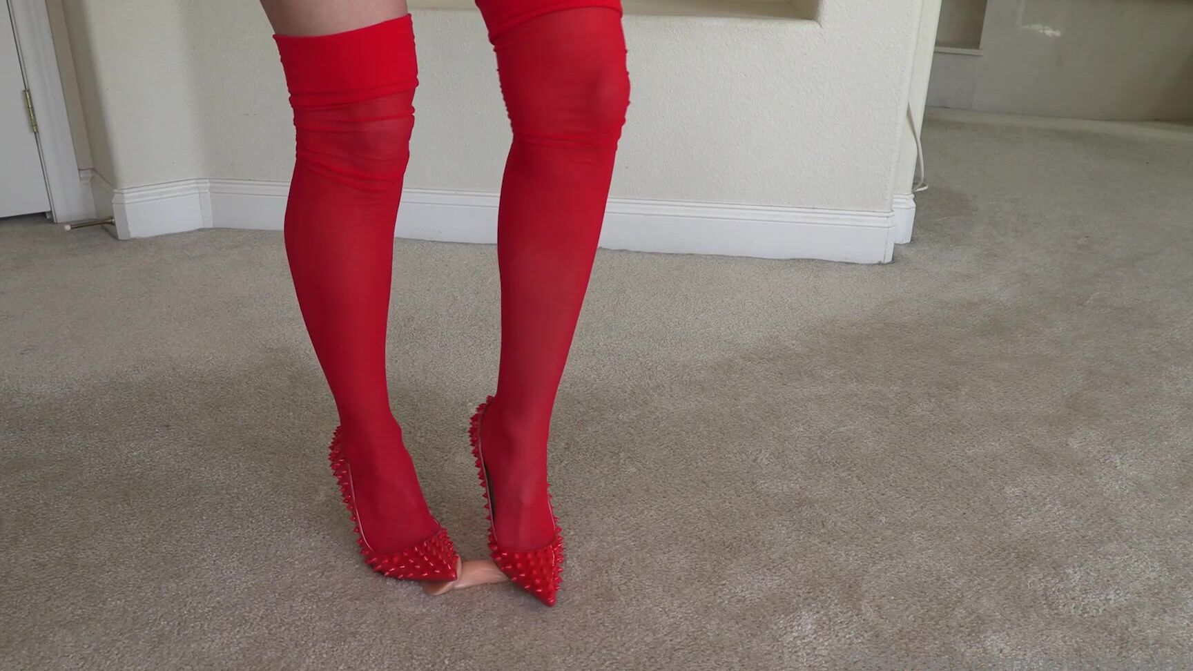 Goddessplatinum Cock Crush Pov