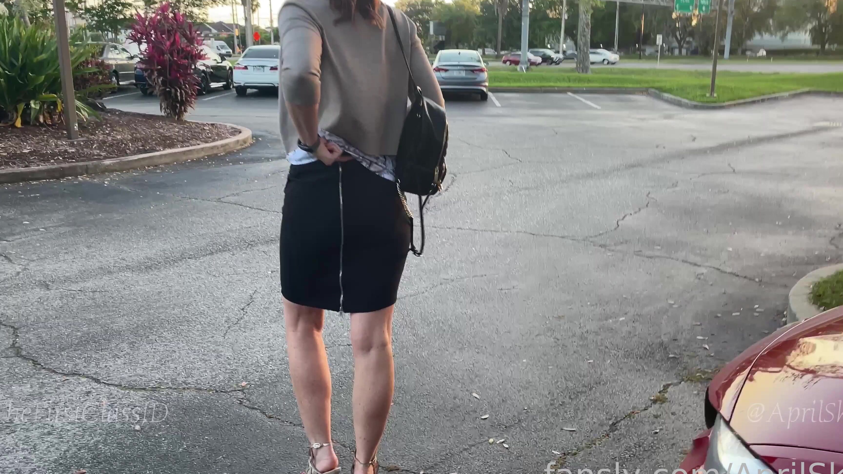 Aprilskyz Dropping In Your Dms This Friday Rewind About Years And I M Walking Into A Co