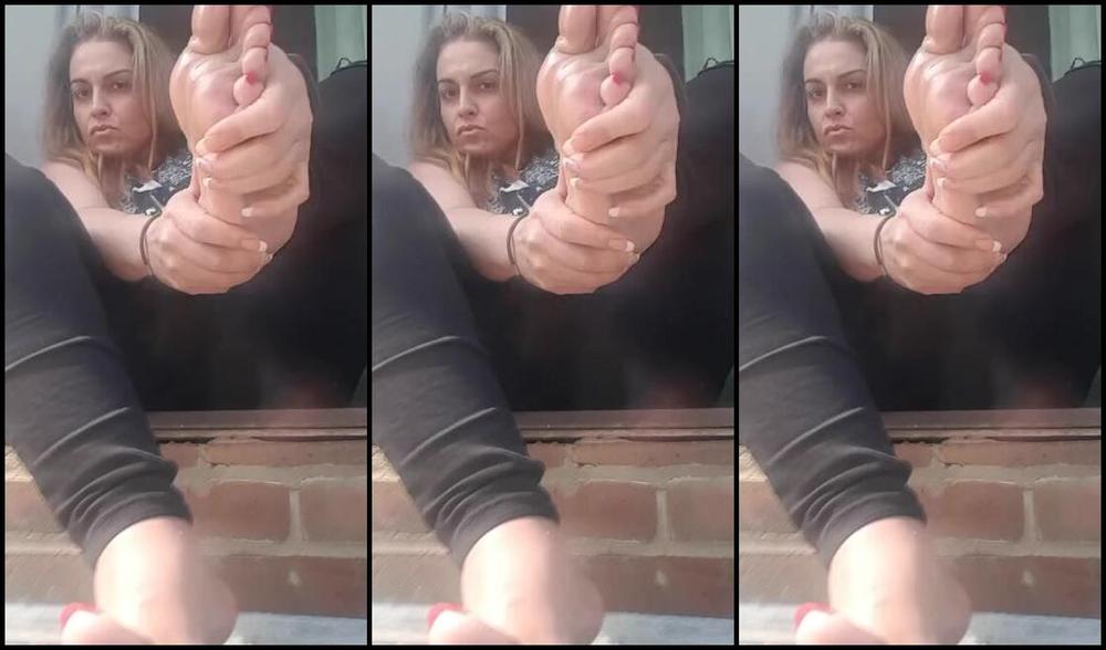Ukfoot Mistress Onlyfans Sexy Overload Joi Clip Oilysoles Joi Sph Handfetish Longnailfetish Fingeringtoesp