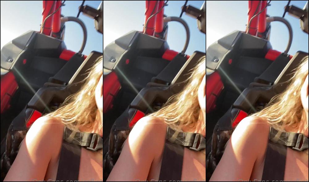 ccflight-08-04-2021-2076820300-anddddd-here-is-the-infamous-sand-dune-video-where-stephinspace-and-i-got-to-ride-around