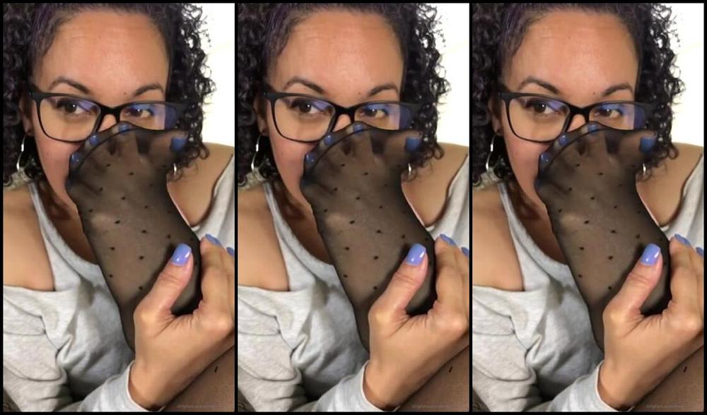 Deedeericanfeet Onlyfans Black Nylons As Requested