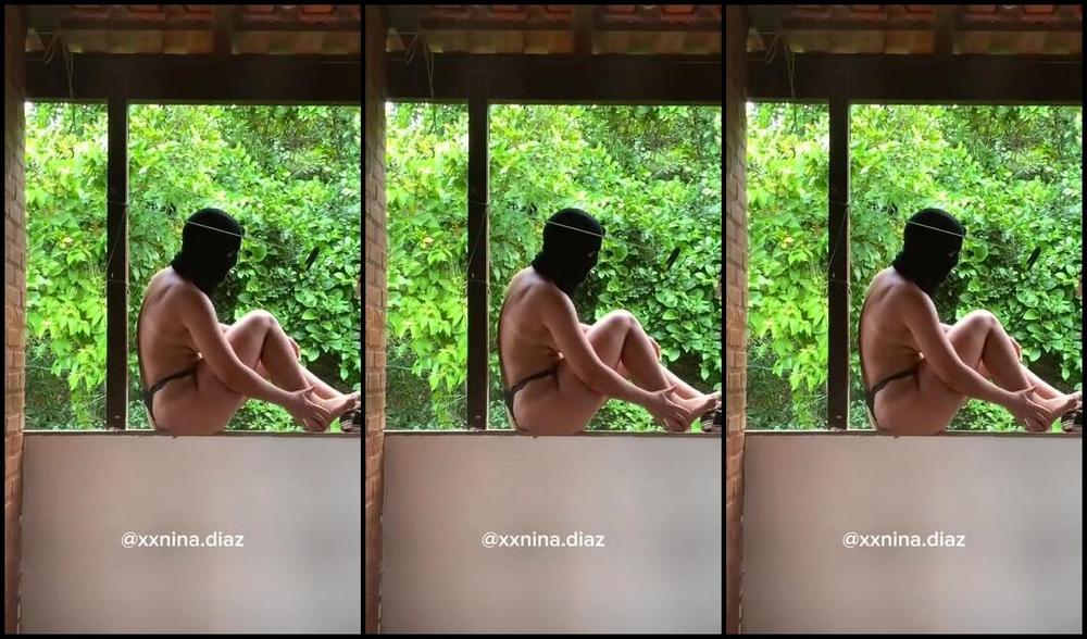 Nina S Feet Nicknamed Ninadiaz Feet Onlyfans I Get So Horny When I Feel My Stinky Feet Sniffing My Sock And Sneakers2