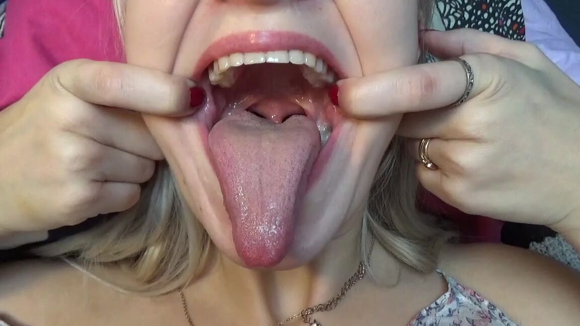 "Goddess Vanessa" lip fetish, mouth fetish, tongue fetish, uvula fetish, teeth Morning mouth manyvids
