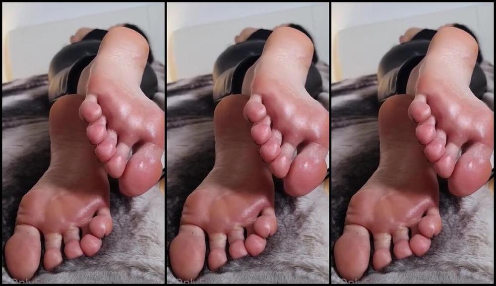 Goddess Bojana Nicknamed Goddessbojana Onlyfans Weak And Trapped You Can Feel The Desire To Erve Getting Stronger