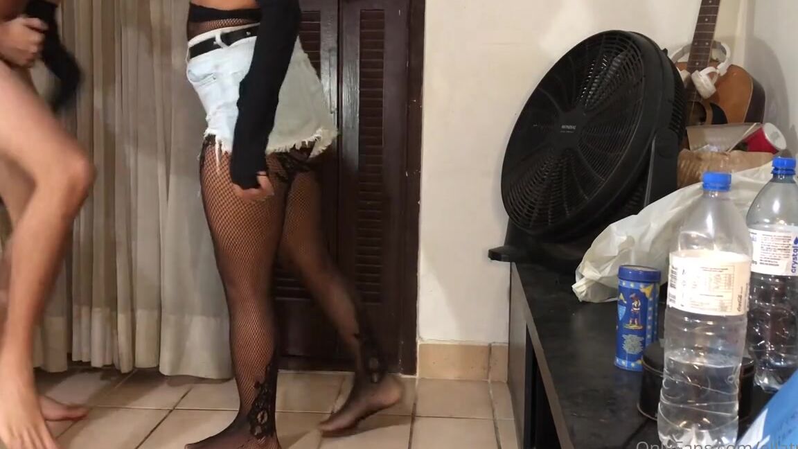 Mistress Ellatrix Nicknamed Ellatrixbb Femdom 05 13 2022 Onlyfans Video That Shit Even Ejaculated When I Put On High Heels To Destroy His Balls