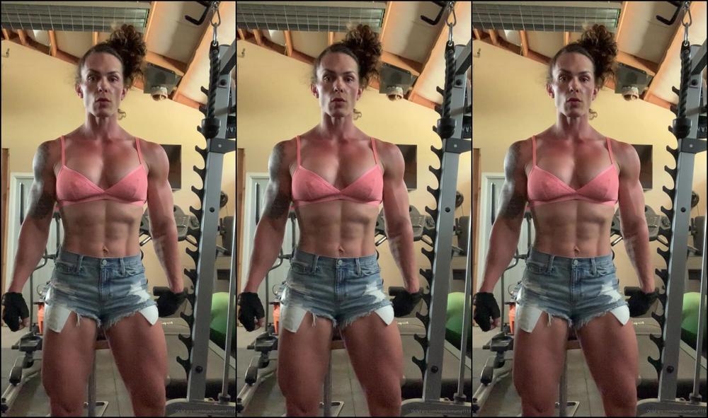 Musclemama Missing That Summer Condition Abs Triceps Glutes Arms Veins