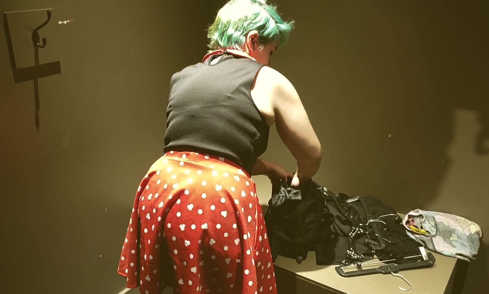 Lilkiwwimonster Secret Dressing Room Strip And Bate