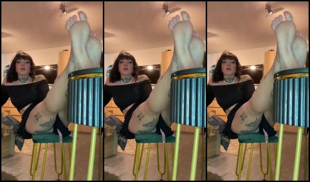 Tokyoinkft Onlyfans Seduco Il Mio Prof Con I Miei Piedini Nudi