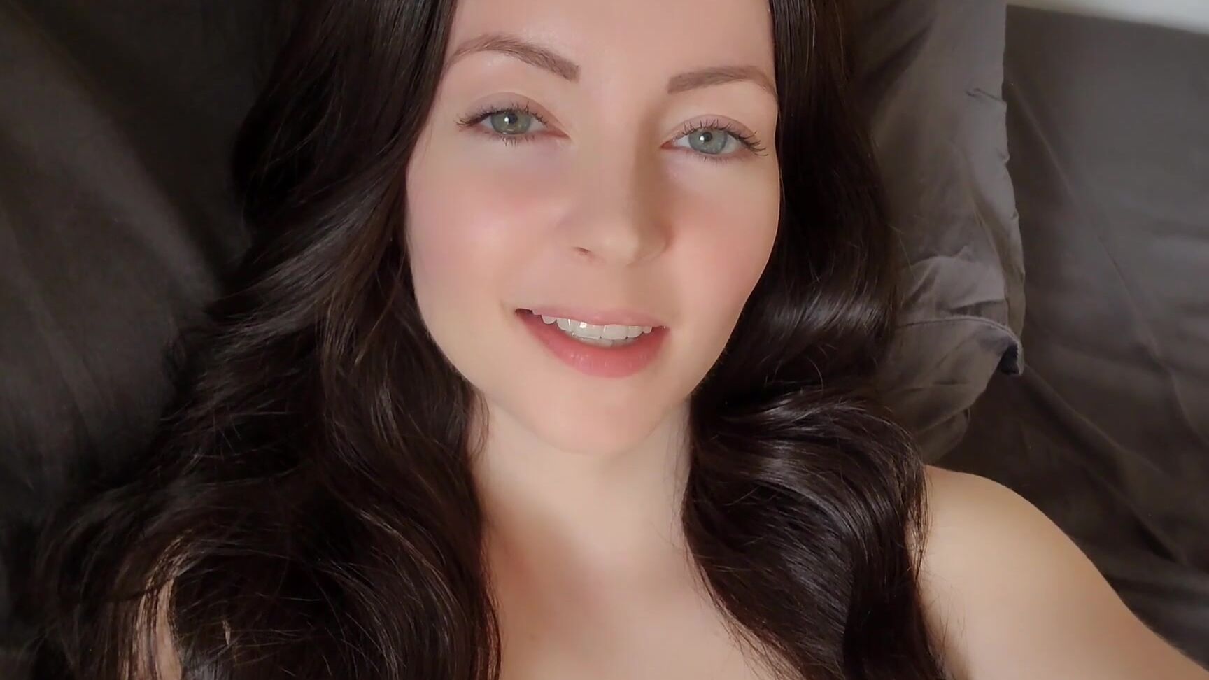 Thetinyfeettreat You Re At Work And I Miss You I Can T Wait For You To Come Home So We Can Make Out Let M