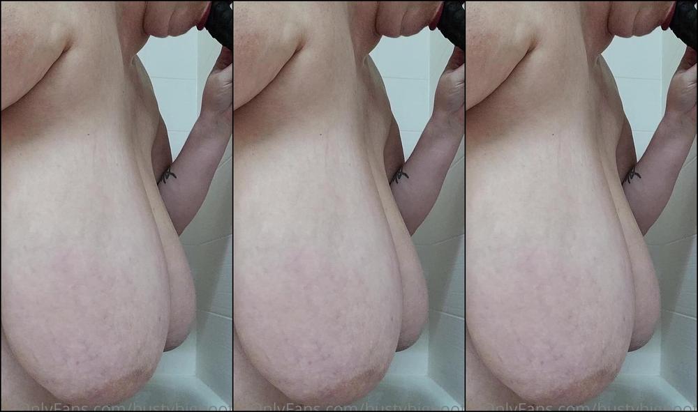 Bustybigbooty 2362415804 02 13 2022 Do You Like Watching Me Give Head I Wish This Was Your Cock Filling Up My