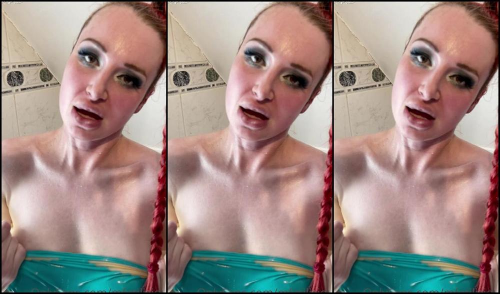 Mfetilicious Taking Off My Latex After A Very Hot Day