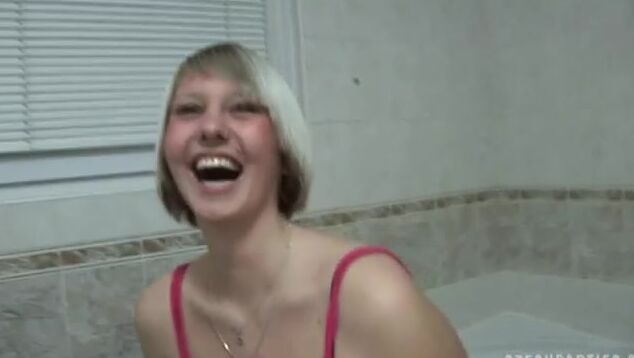 czech-parties-4-part-1-blondes-704x396-1000kbps CzechParties