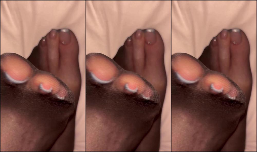 Goddessfendi 3606880017 12 15 2024 Do You Want To See Me Do A Sexy Fj In My Nylons