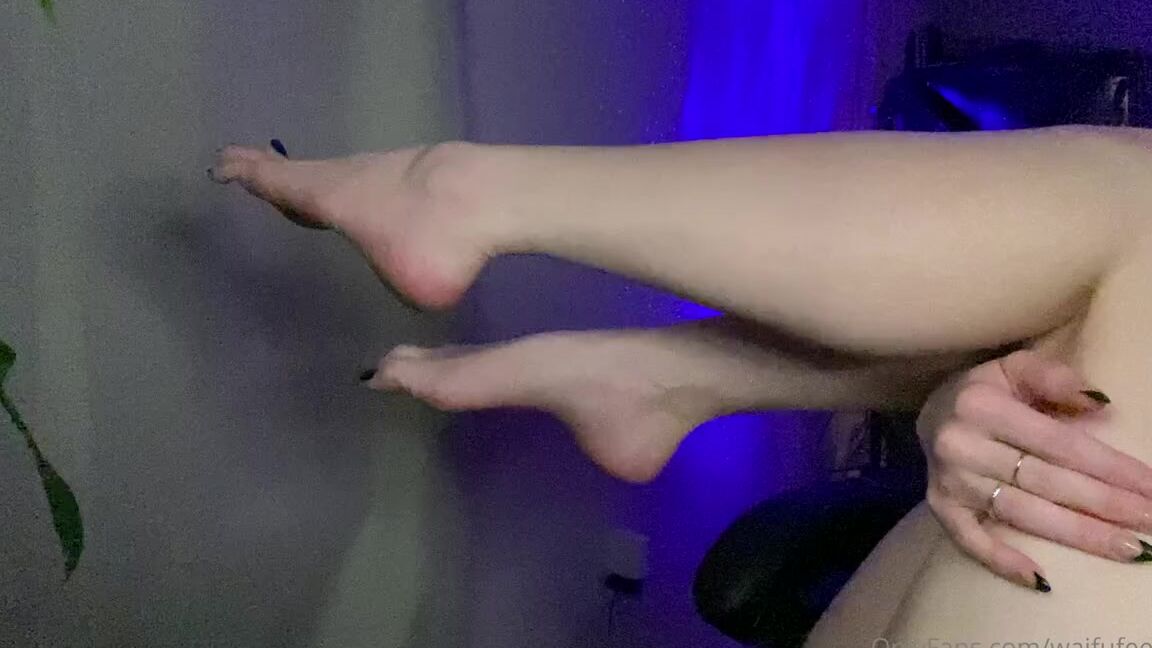Waifu Jess Nicknamed Waifufeetmilkog Onlyfans 7