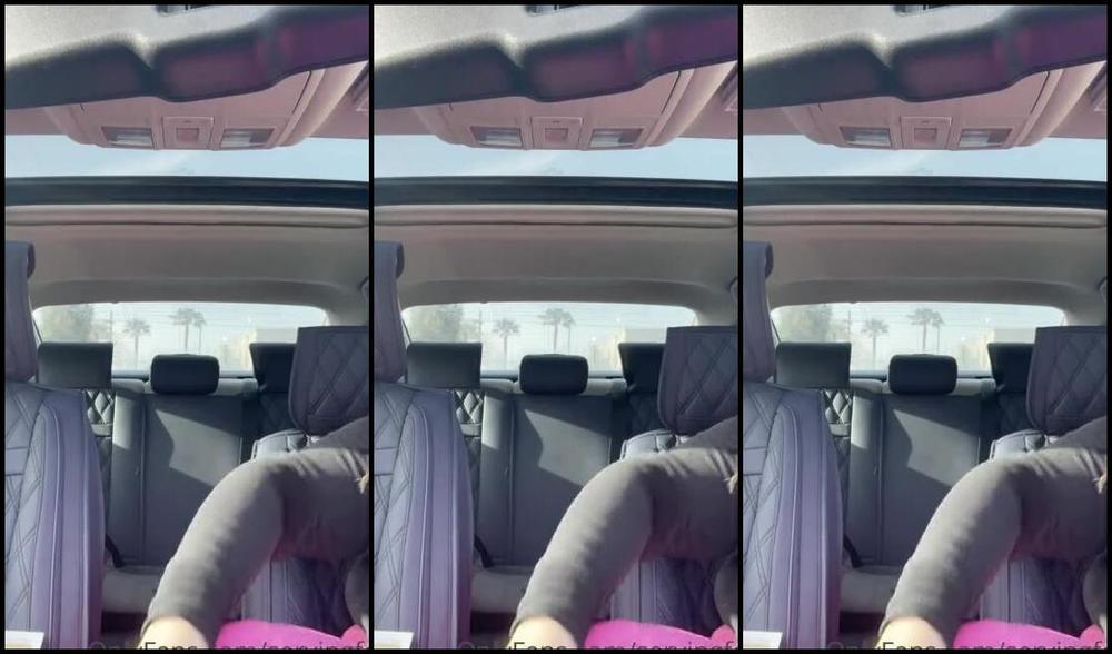 Servingbarefeet Aka Servingfet Onlyfans Sweaty Saturday Morning Stinky And Nude