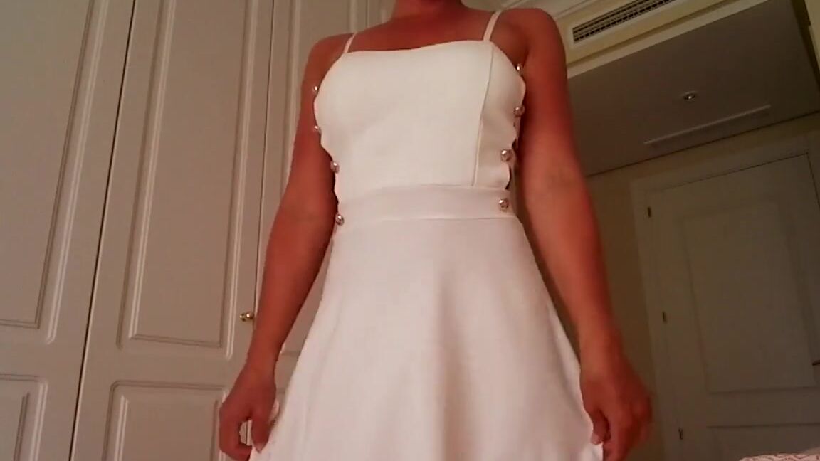 Kathianobilixx Findom 05 12 2017 Onlyfans Video Soon Is Coming The Budapest Shooting And I Love To Shop New Dresses For New Hot