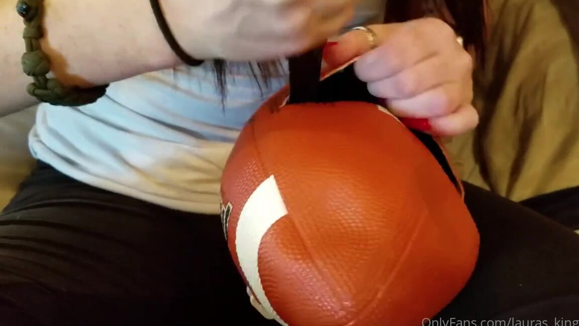 Lalalaura Nicknamed Lauras Kingdom 07 08 2024 Onlyfans Video Laura Football Pop