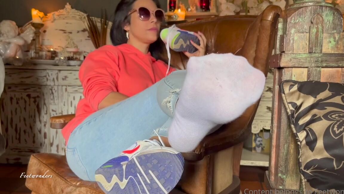 Feetwonders Onlyfans After Clay Shooting I Went To The On Site Pub Which Was So Lovely And Quirky I Had To Make A Clip Bmup