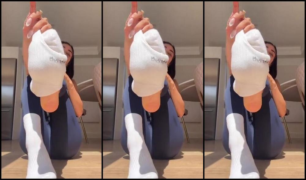 Goddessmargaritassoles 10 02 2024 Onlyfans Video Who Wants My Gym Socks