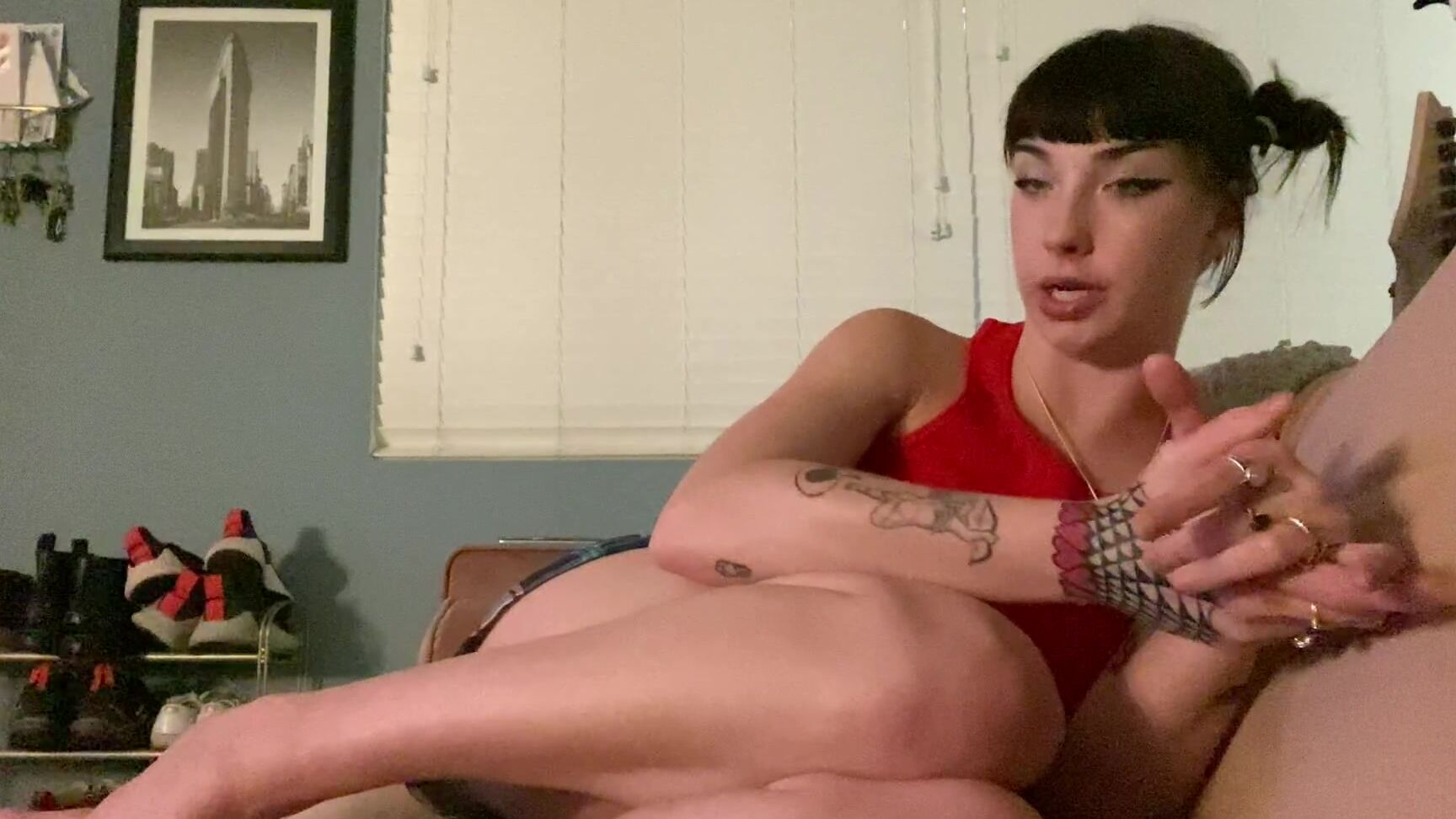 Hankiepankie Hoe Stories Threesomes I M Home Alone And Wanted To Chat I Used To Post These All The