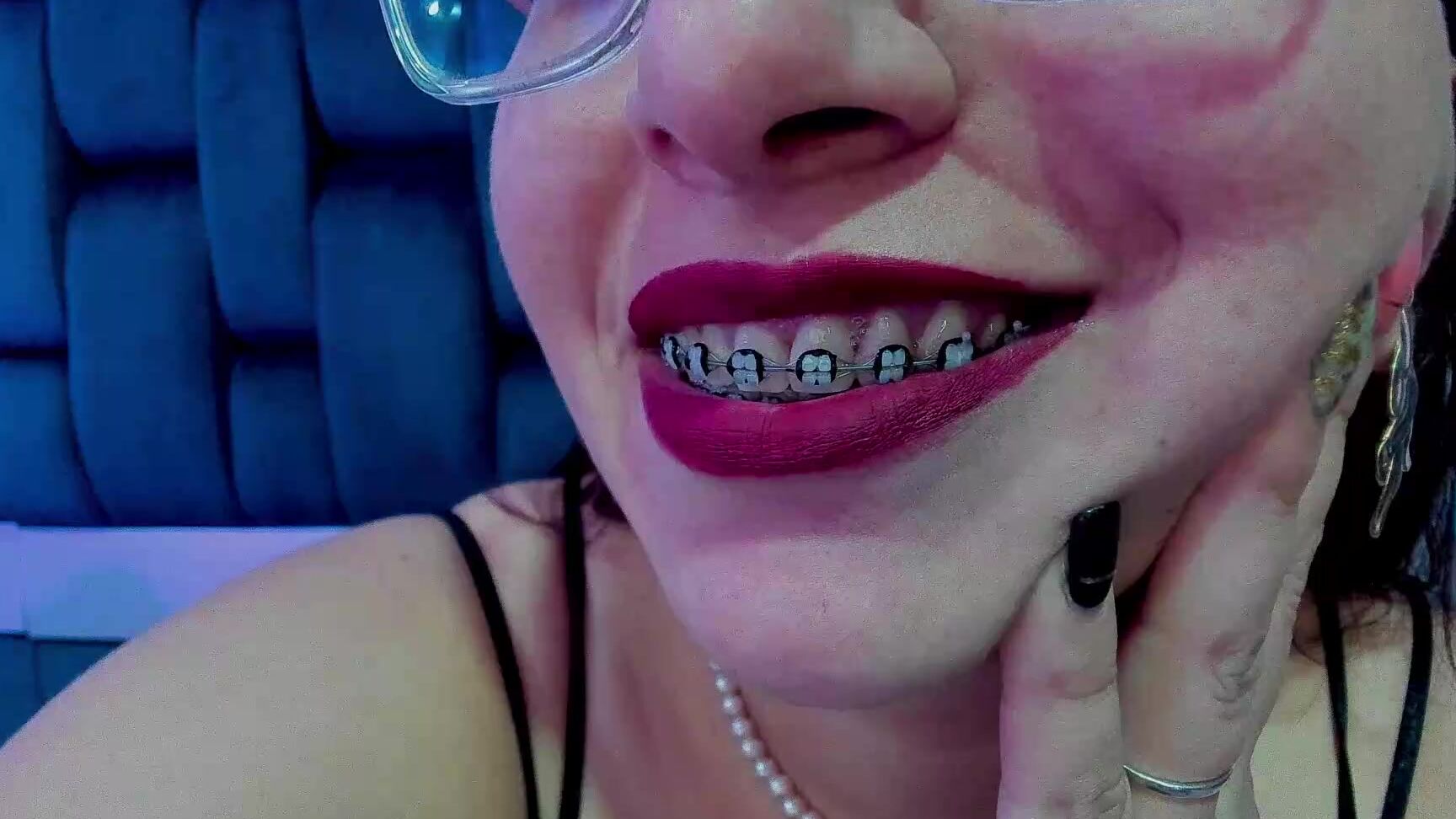 "Coconutsex" drool, free, sloppy, spitfetish, tonguefetish Saliva Seduction Milf sloppy face manyvids