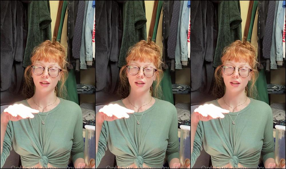 Hornylittlekat Blah Blah Blah