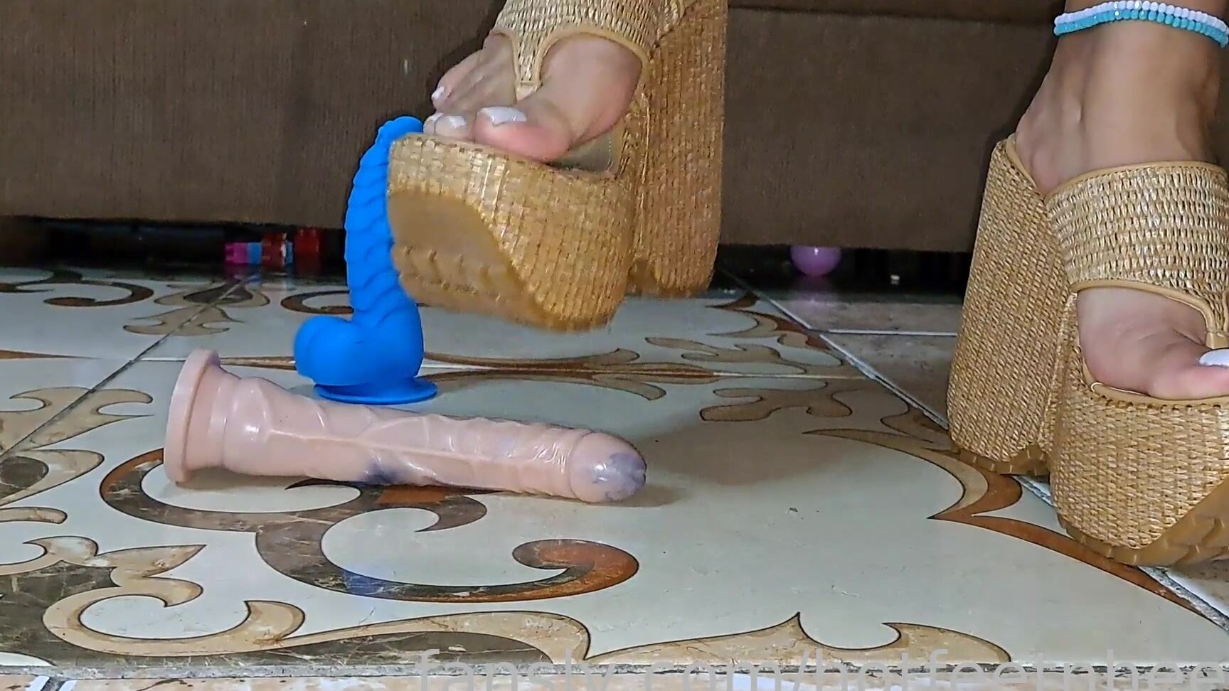 hotfeetnheels 2023-11-05 18-45 Fansly