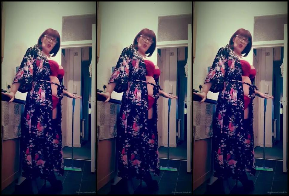 Miss B Nicknamed Missb52S Onlyfans 01 14 2022 You Clean As I Enjoy My Lover In Our Bed