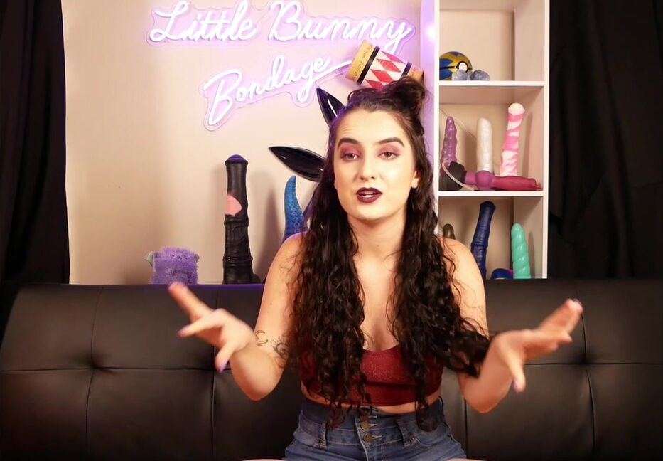 SFW, Vlog, Blogging, Friends stranger thing dnd vlog 3 ManyVids