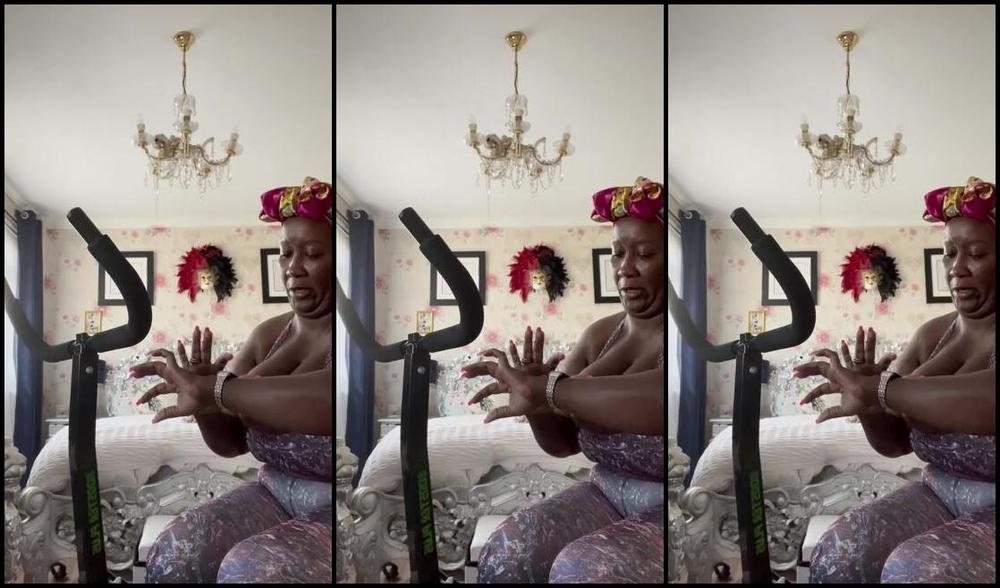 Madam Caramel Onlyfans After My Workout You Will Lick My Sweat Boi