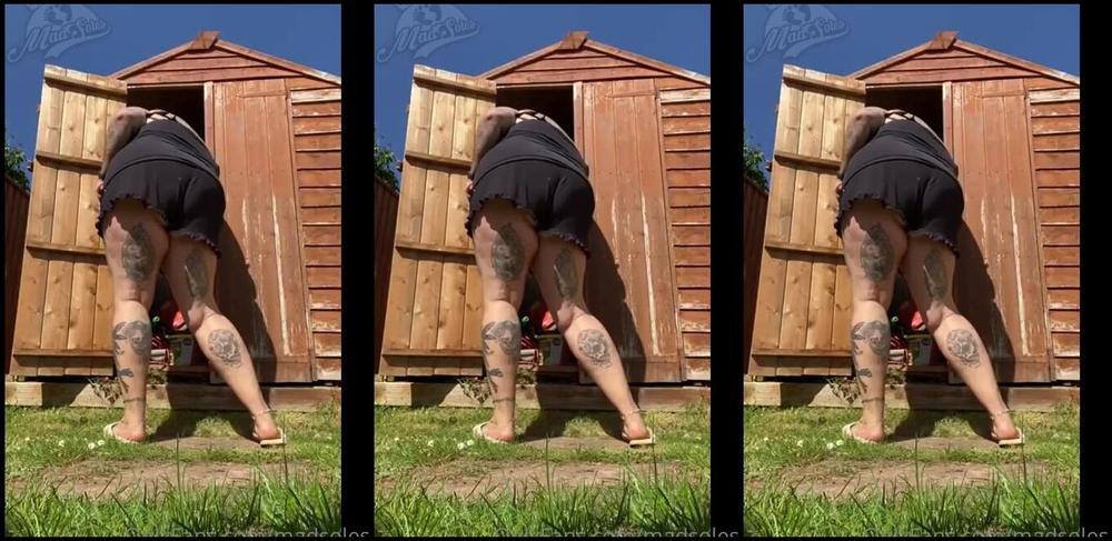 Msmaddy Aka Madsoles 1 Onlyfans For Those Of You Who Like To Be A Creeper Jeszzz I Cant Even Paint My Shes Without You Checking Out