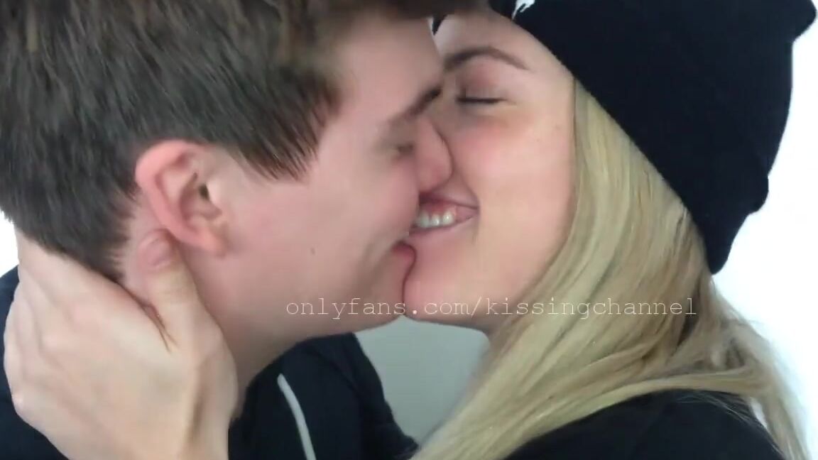 Kissingchannel Nicknamed Kissingchannel 12 04 2018 Onlyfans Video Grayson And Meranda Kissing Video 1 Full Video 3 Min