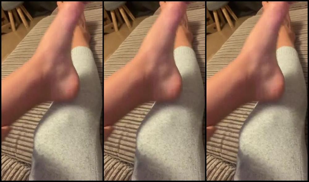 Miss Emma Rose Nicknamed Emmaemmarose Onlyfans Always Listen And Do Has I Say Goodnight Emma Rose S