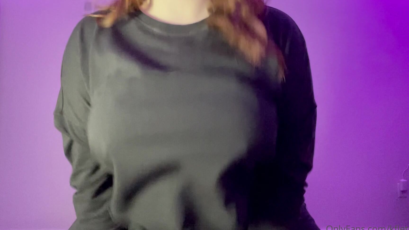 Foxyfletch 2264207895 11 03 2021 Watch My Titties Bounce Doesn T It Make You Want To Motorboat Me