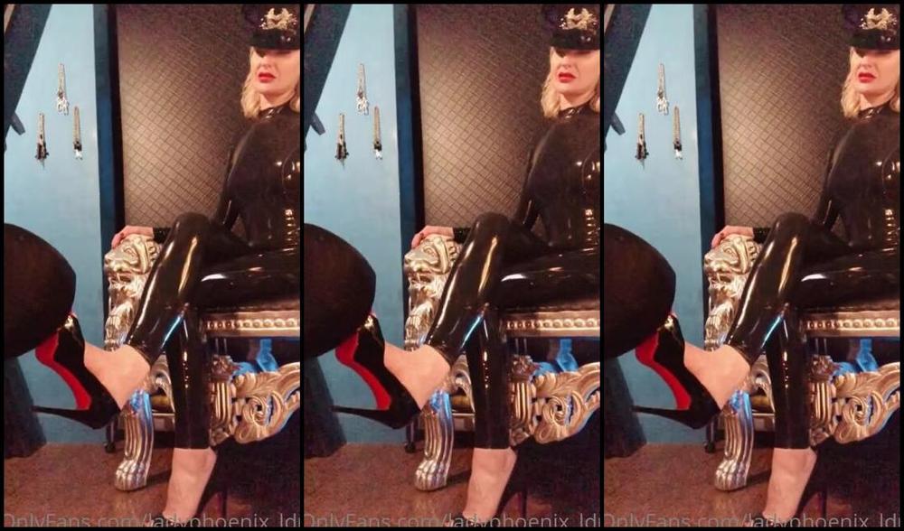 Lady Phoenix Nicknamed Ladyphoenix Ldn Onlyfans Ruby Tuesday The Only Things That Are Ruby Red About Me Today Are The Soles Of My Louboutins Which