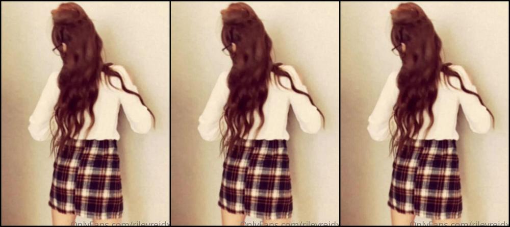 Rileyreidx A Sweet Little Bts Tease I Did A Photoshoot And Video Just For You I Hope You Love The