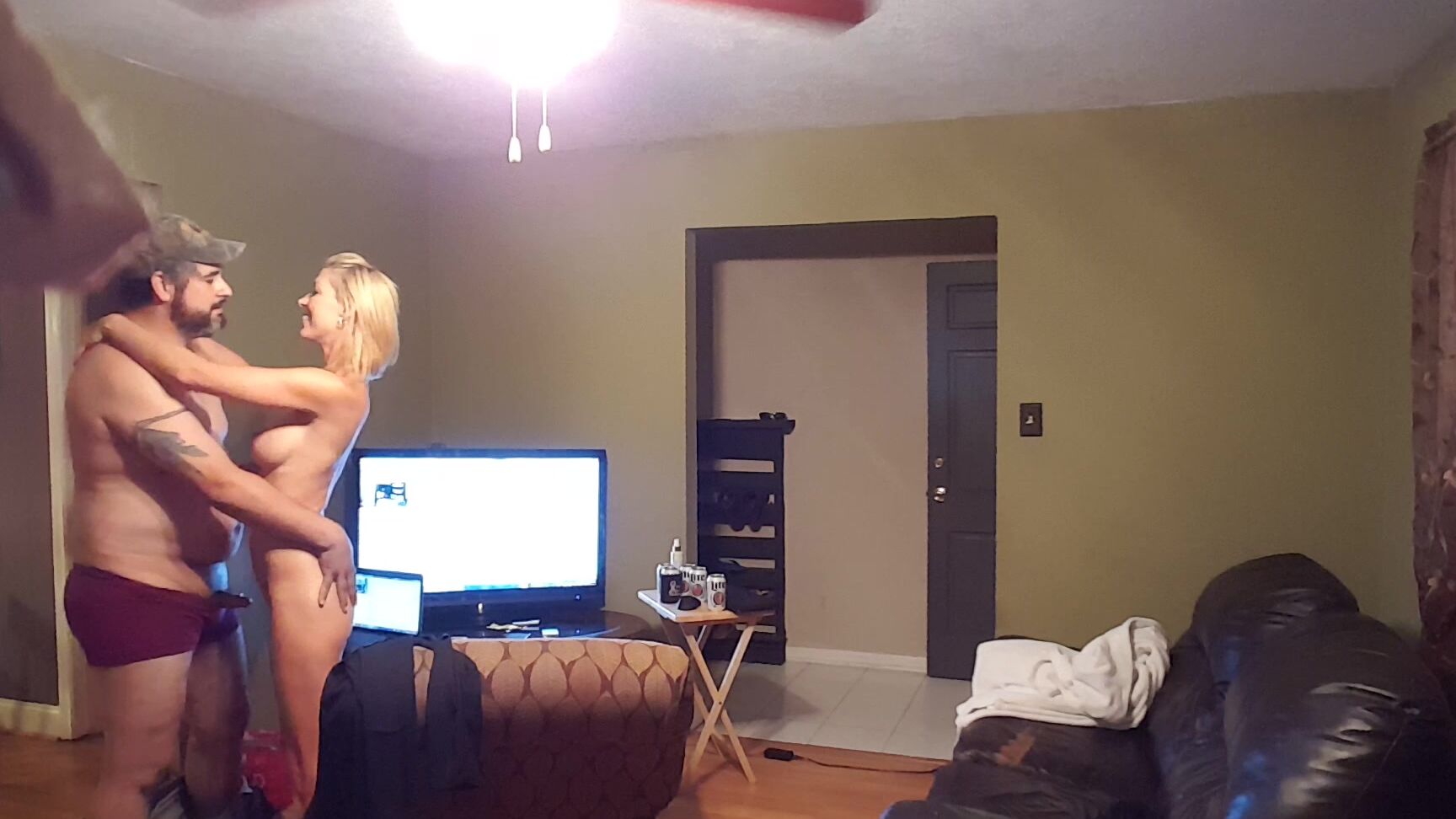 Blonde, Cheating Wife, Cuckolding, MILF, Strangers hollyhotwife the famous pizza delivery fuck ManyVids