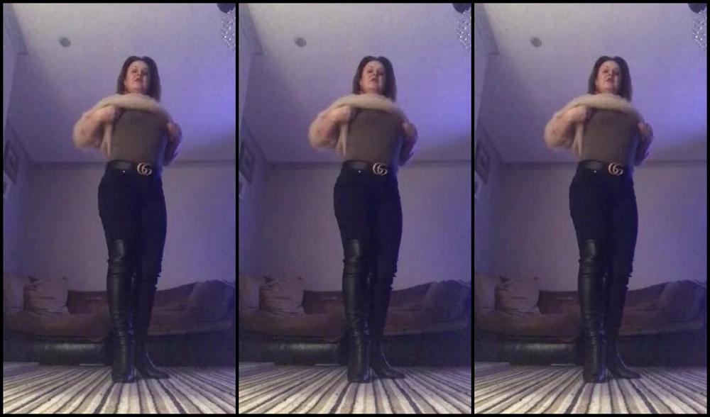 Mistress Athena Nicknamed Mistressathena Onlyfans Looking Up Amp Listening Your Where You Need To Be Take It All