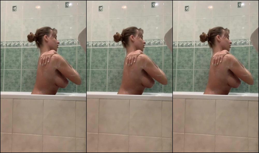 Josephinexxx Quick Horny Shower