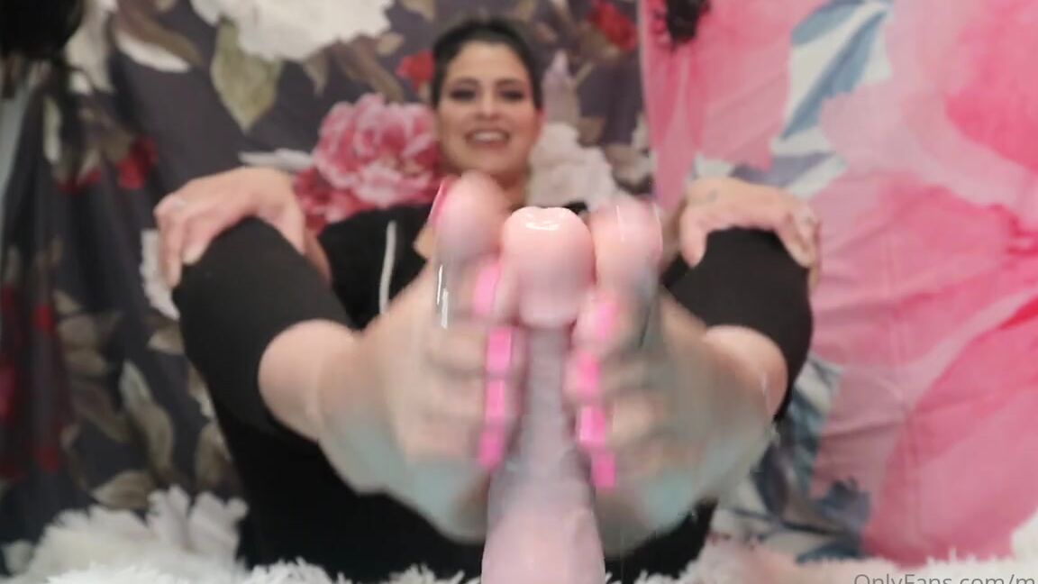 Milaap Onlyfans Simulated Fj Edging Imagine Having These Pretty Feet Wrapped Around You Stroking Your Hard Throbbing Dick