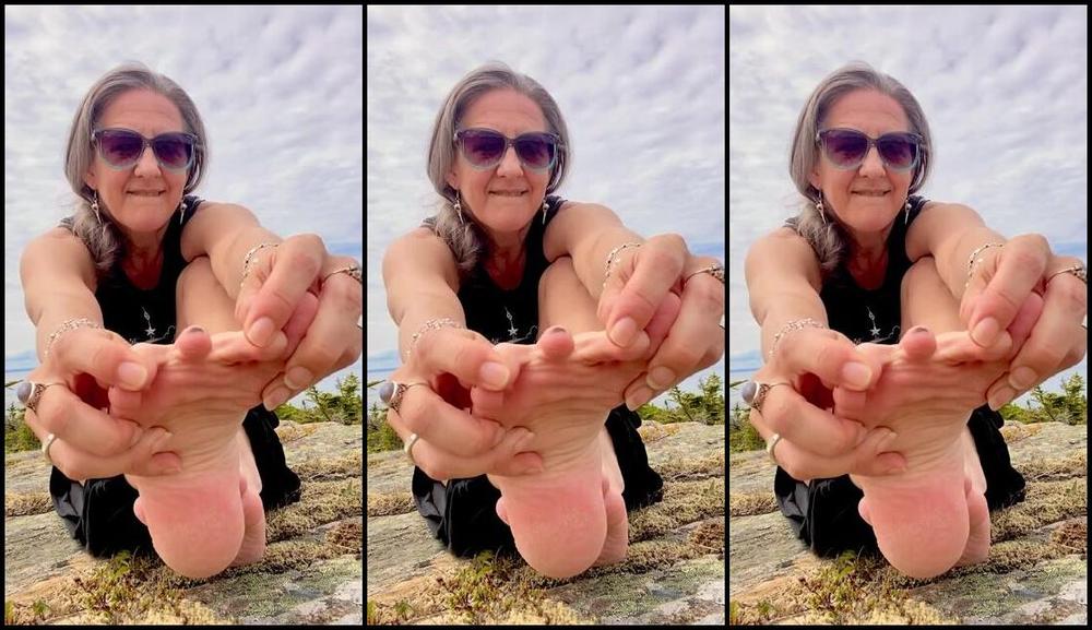 Lezlyan Nicknamed La Little Dancer Feet Onlyfans The Only Audience I Have Are The Trees And Some Rocks So I Thought I D Give