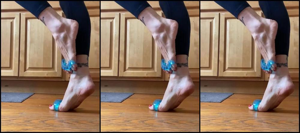 Catprincessfeet Onlyfans Arches Vs Soles Battle Which Do U Choose 2