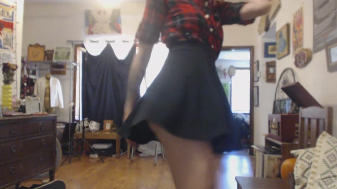 Lexdollface Alt J Strip Tease